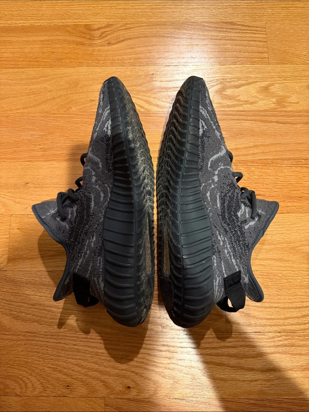 Adidas Yeezy MX dark salt